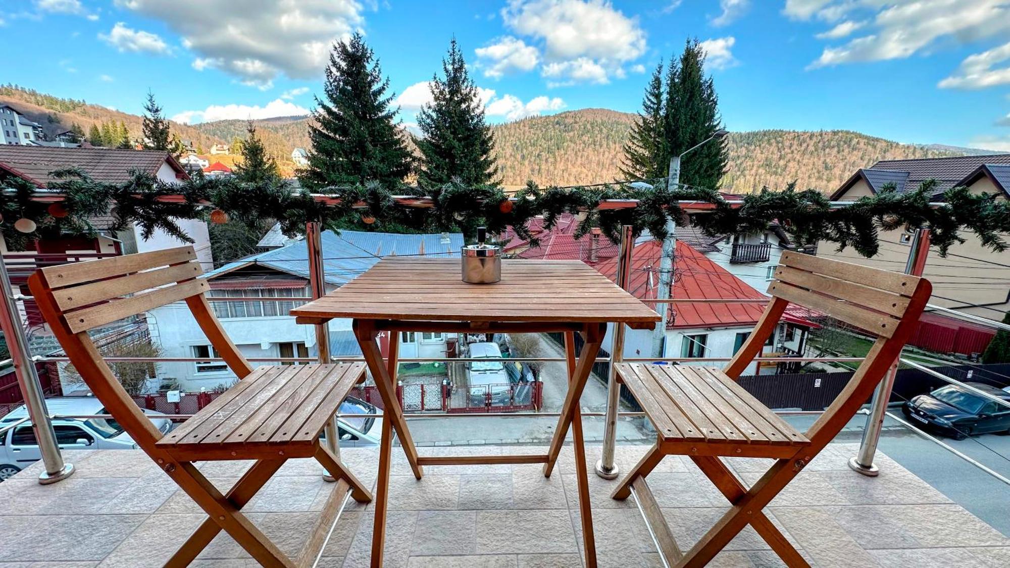 Valea Alba View - Self Check-In Hotel Busteni Bagian luar foto